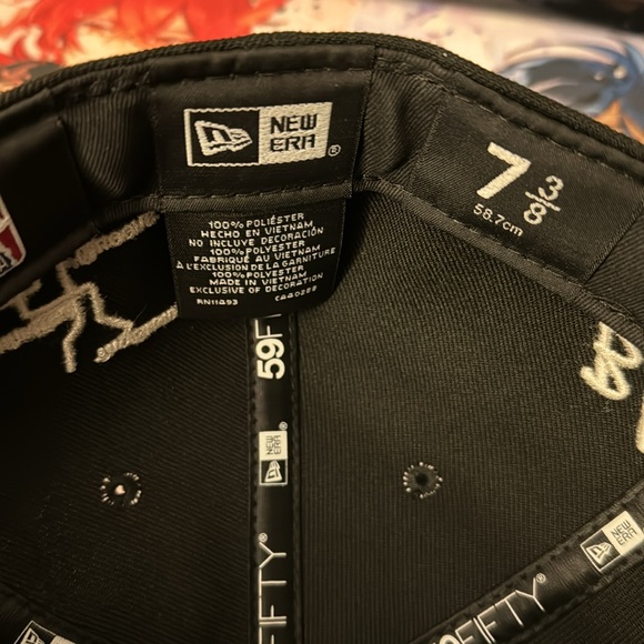 Brooklyn Nets New Era Fitted “NY Icons Edition” - Picture 6 of 7